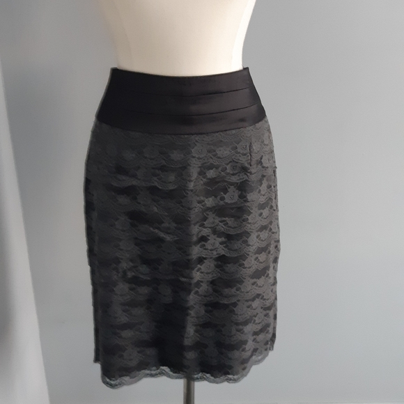 H&M lace Skirt size 12 - Picture 9 of 16